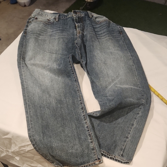 Lucky Brand Blue Relaxed Fit Jeans with Vintage Appeal - Picture 1 of 6